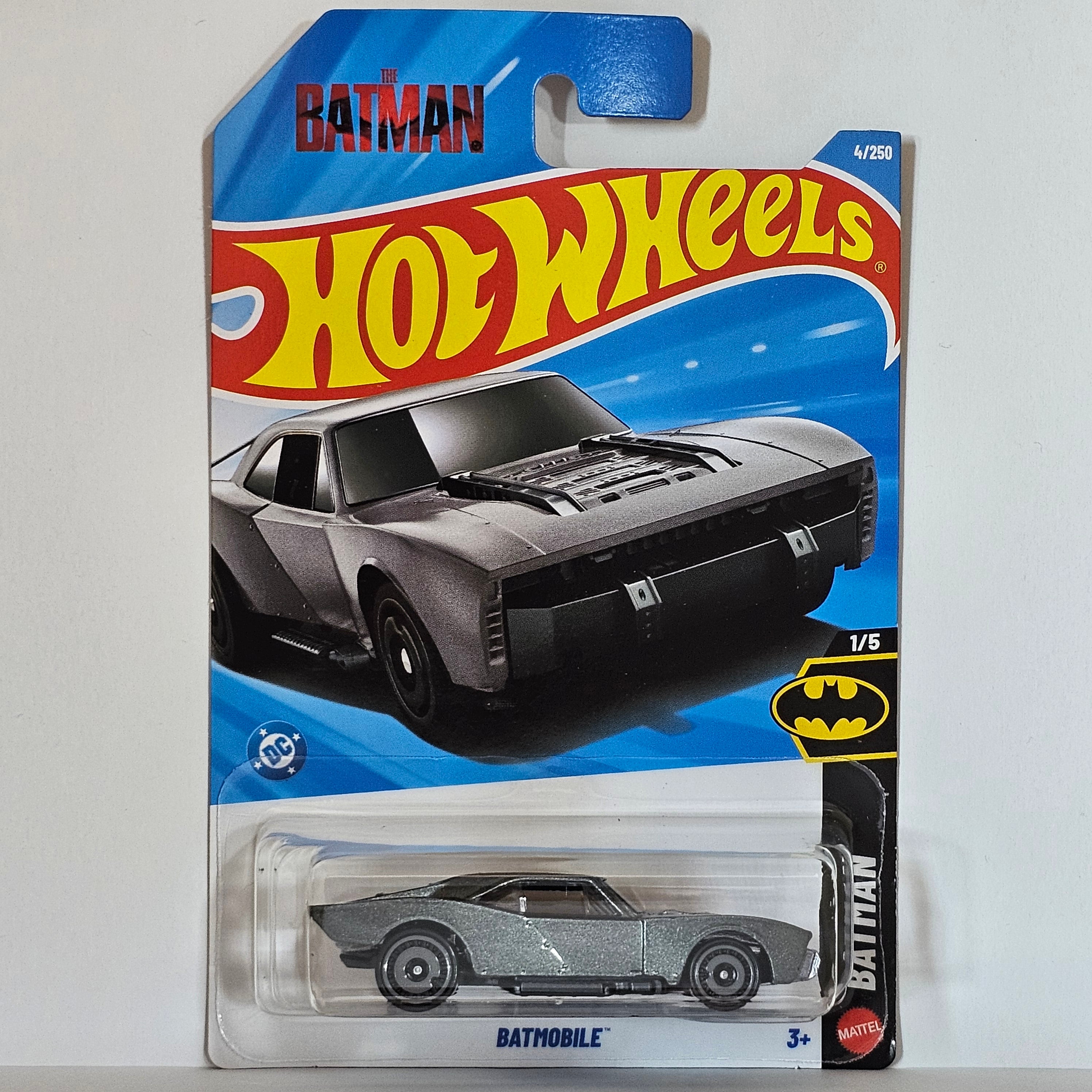 HOT WHEELS BATMOBILE BATMAN CASE A 2026 MAINLINE