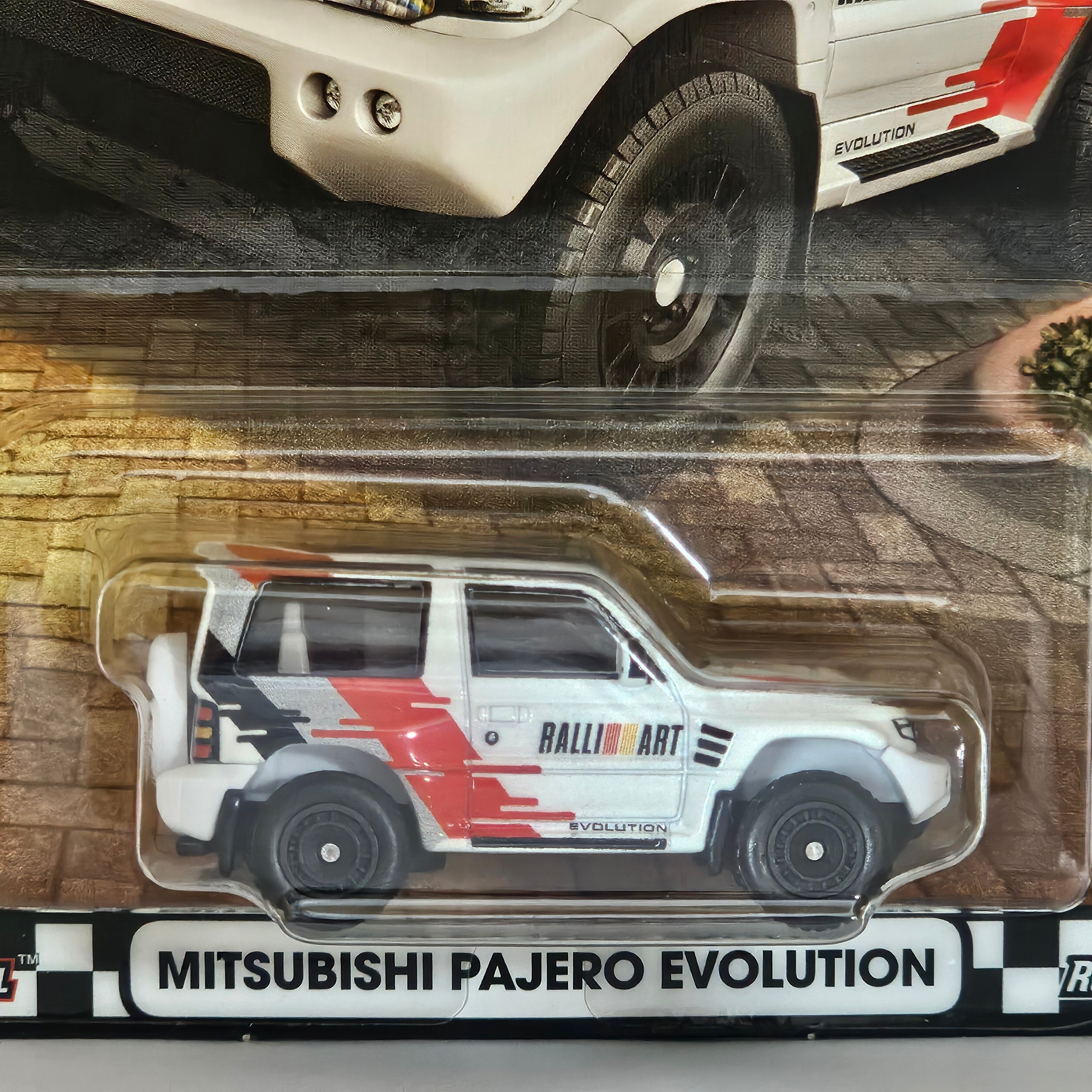 HOT WHEELS PREMIUM MITSUBISHI PAJERO EVOLUTION 2025 BOULEVARD 133 MIX 4D