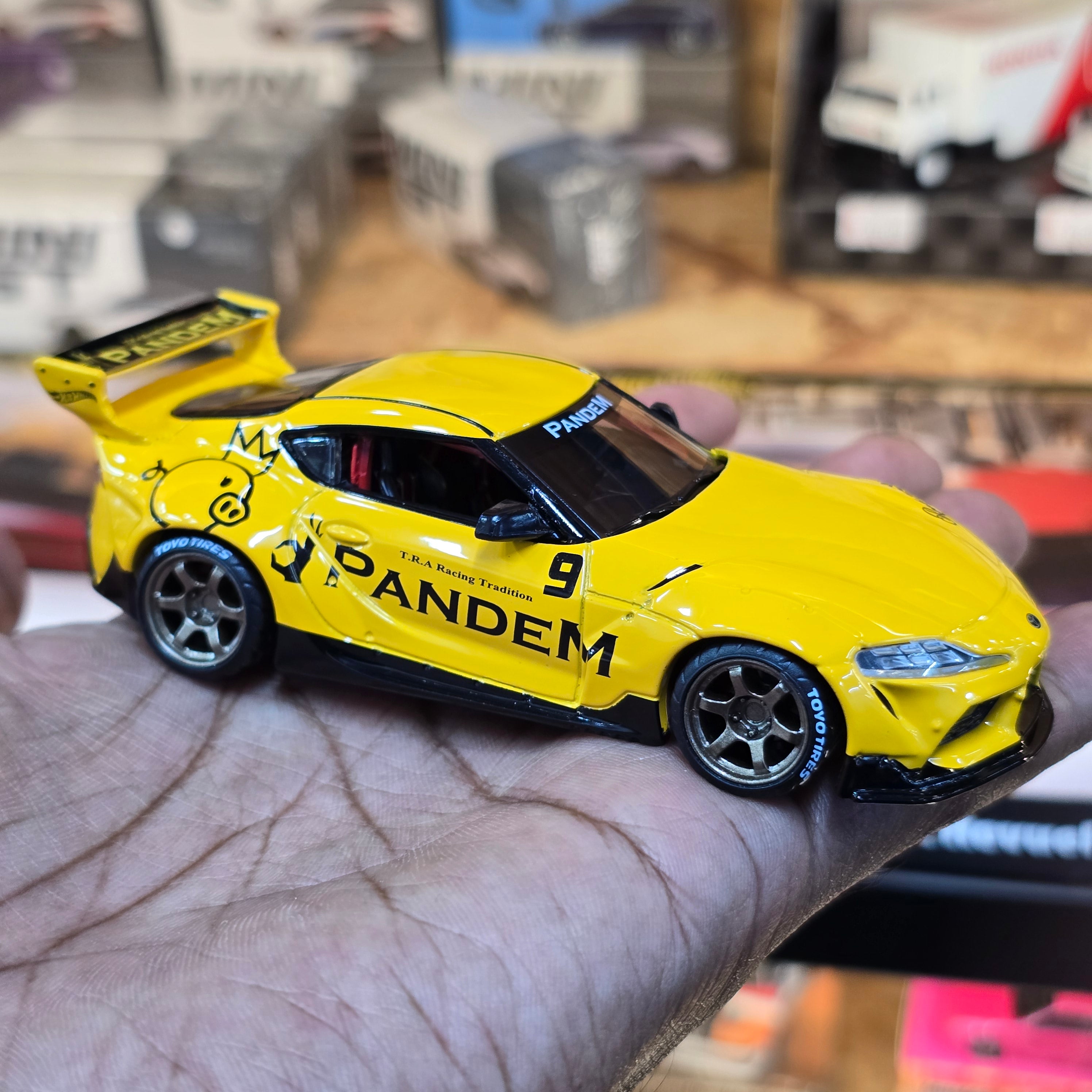 HOT WHEELS PREMIUM SCALE 1:43 TOYOTA SUPRA GR PANDEM WIDEBODY CARROSSERIES LARGES