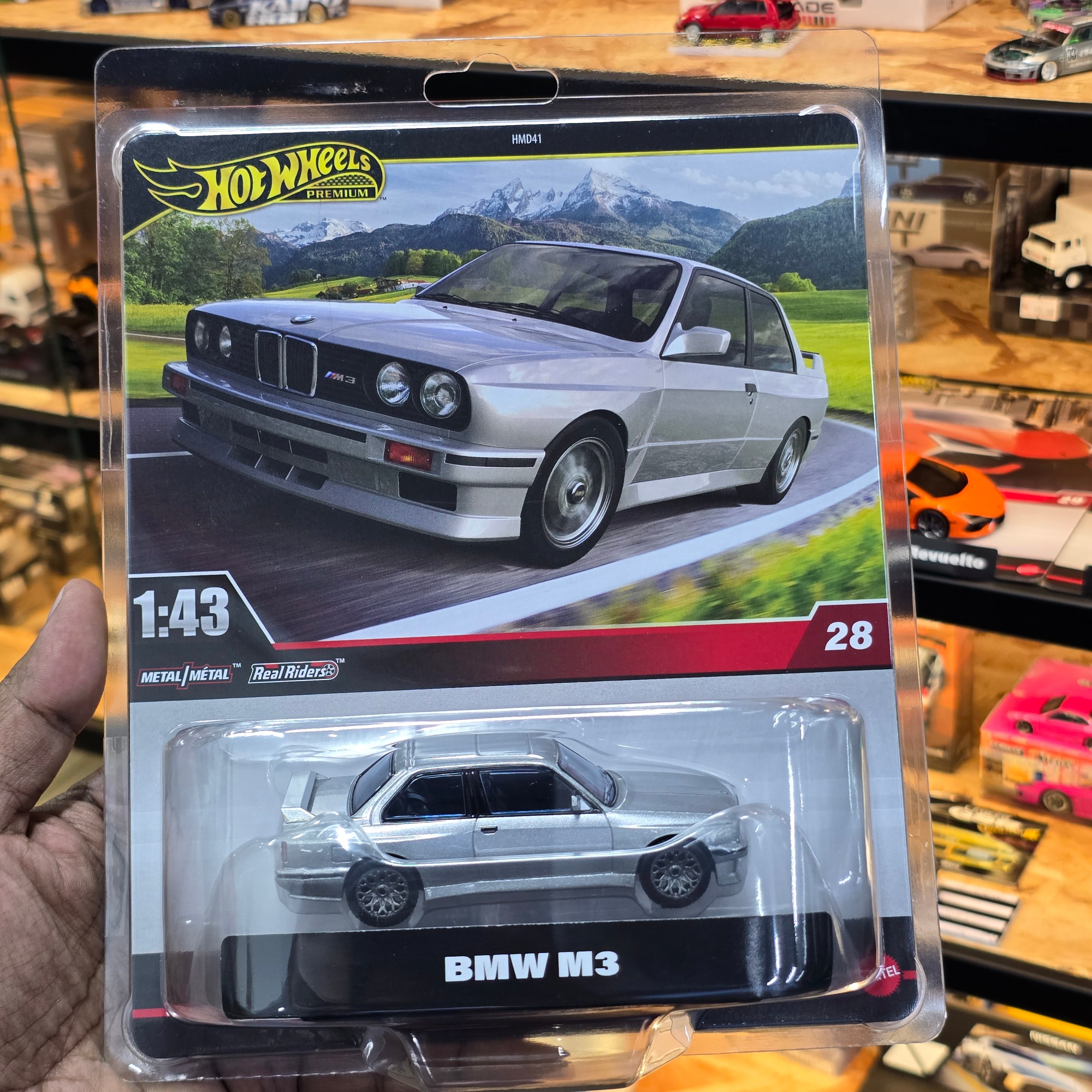 HOT WHEELS PREMIUM SCALE 1:43 BMW M3