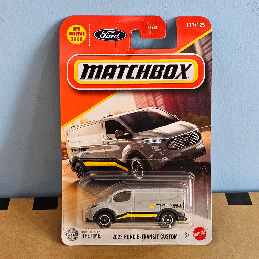 MATCHBOX 2023 FORD E-TRANSIT CUSTOM DASH L 2025