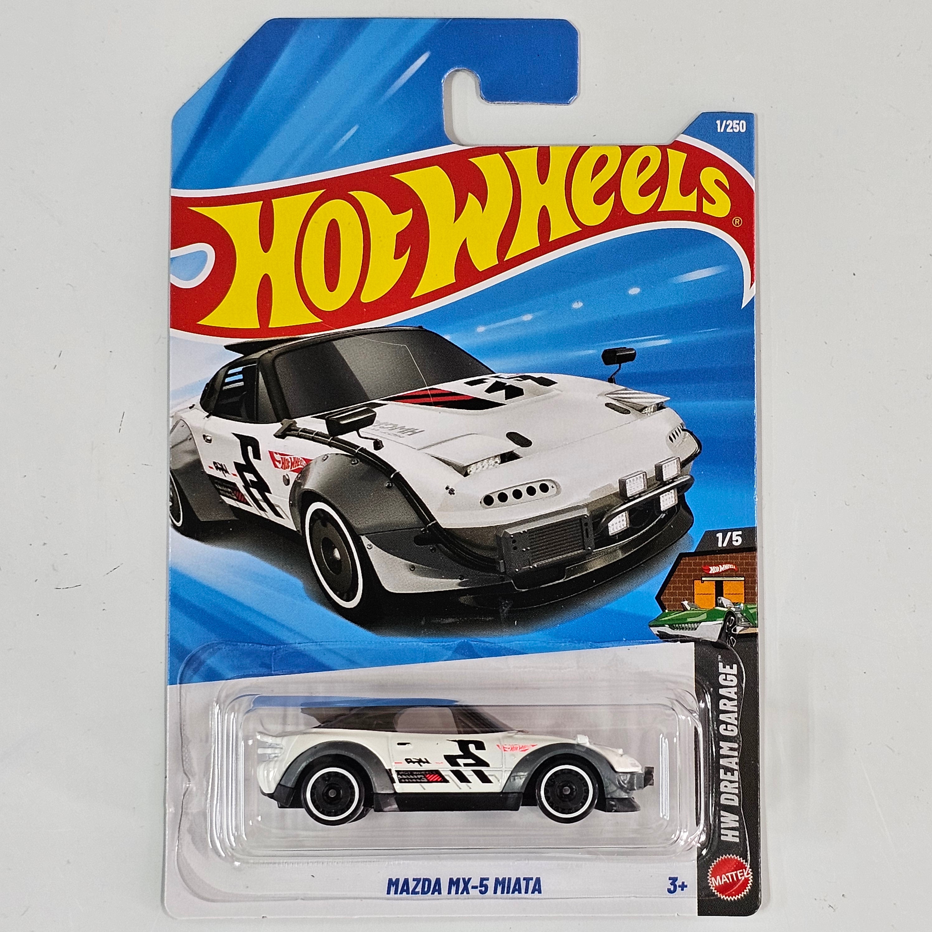 HOT WHEELS MAZDA MX-5 MIATA HW DREAM GARAGE CASE B 2026 MAINLINE