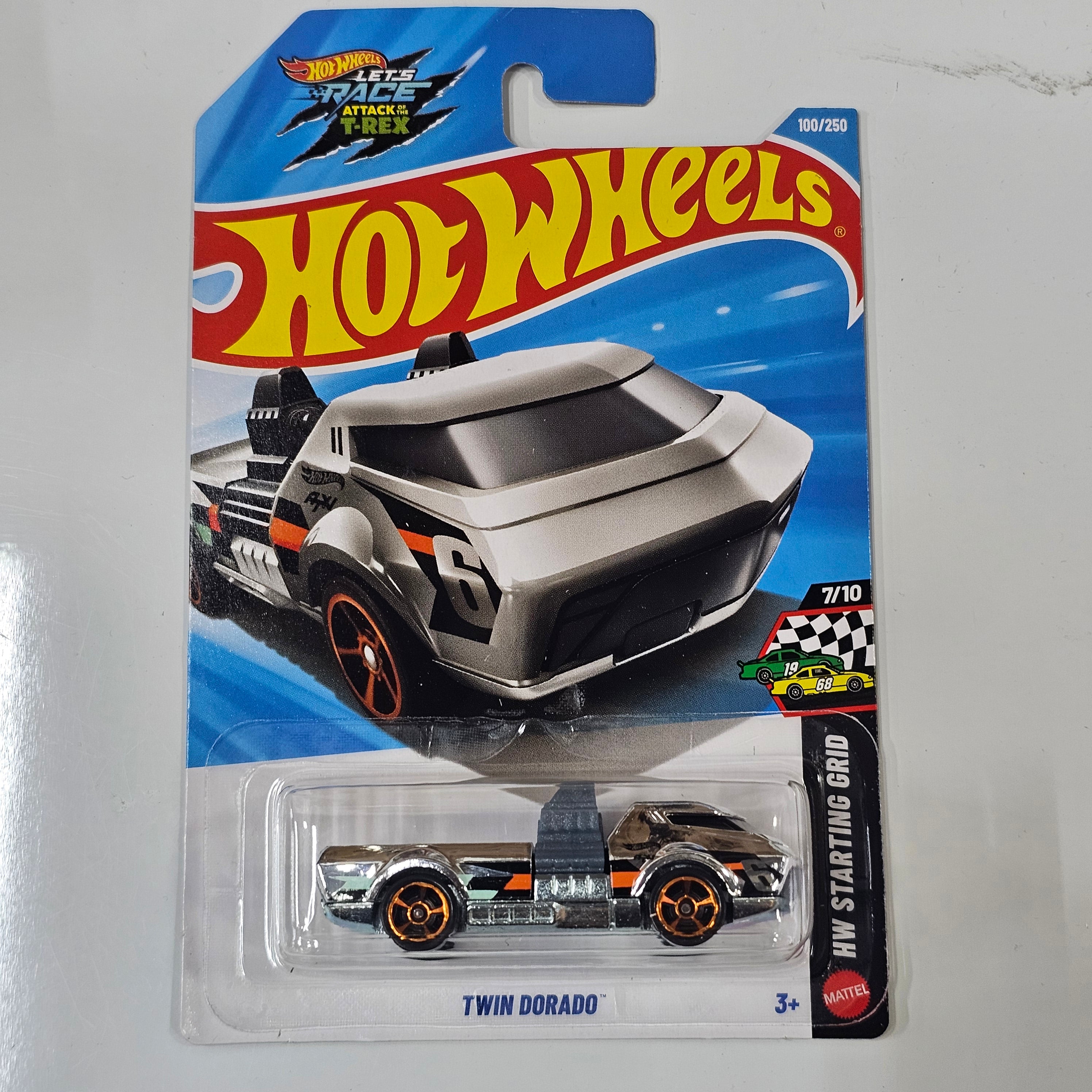 HOT WHEELS TWIN DORADO CASE N 2026 MAINLINE