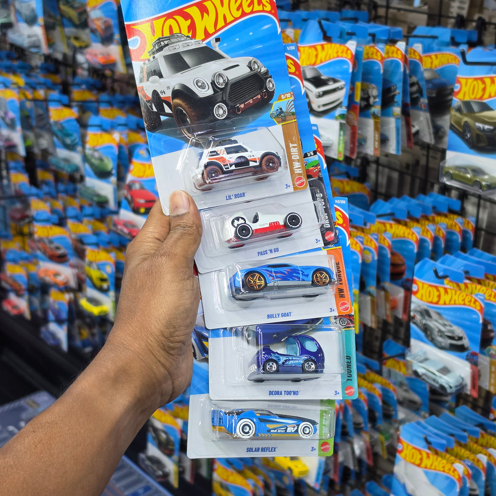 HOT WHEELS BASIC CARS FANTASY  BULK COMBO PARTY BOX ORIGINAL MATTEL