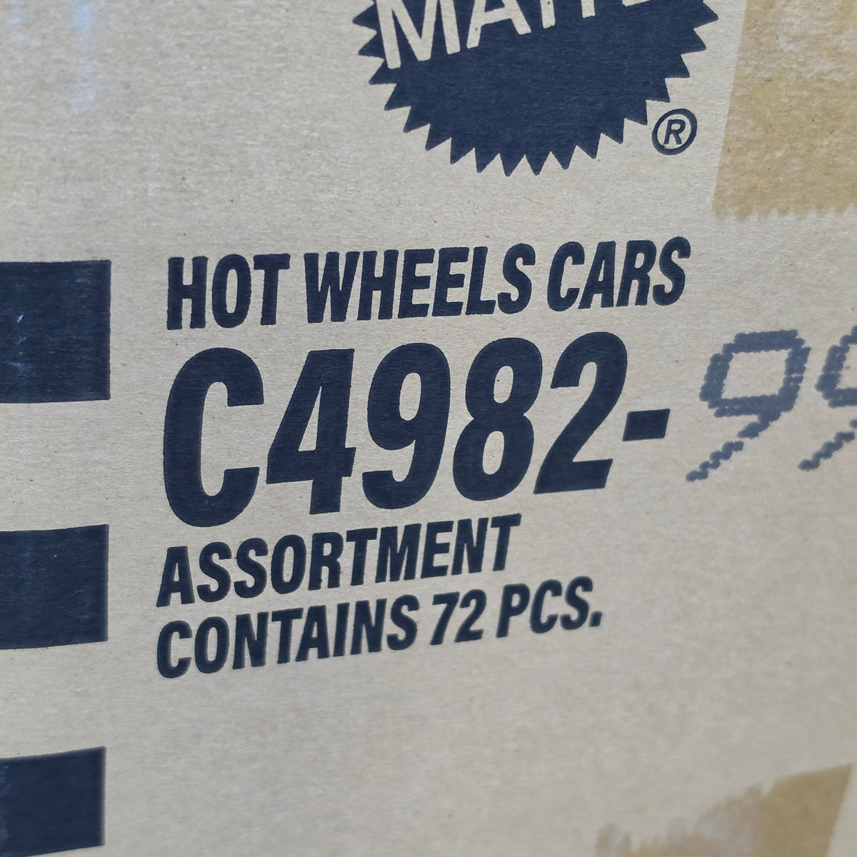 HOT WHEELS BASIC CARS FANTASY  BULK COMBO PARTY BOX ORIGINAL MATTEL