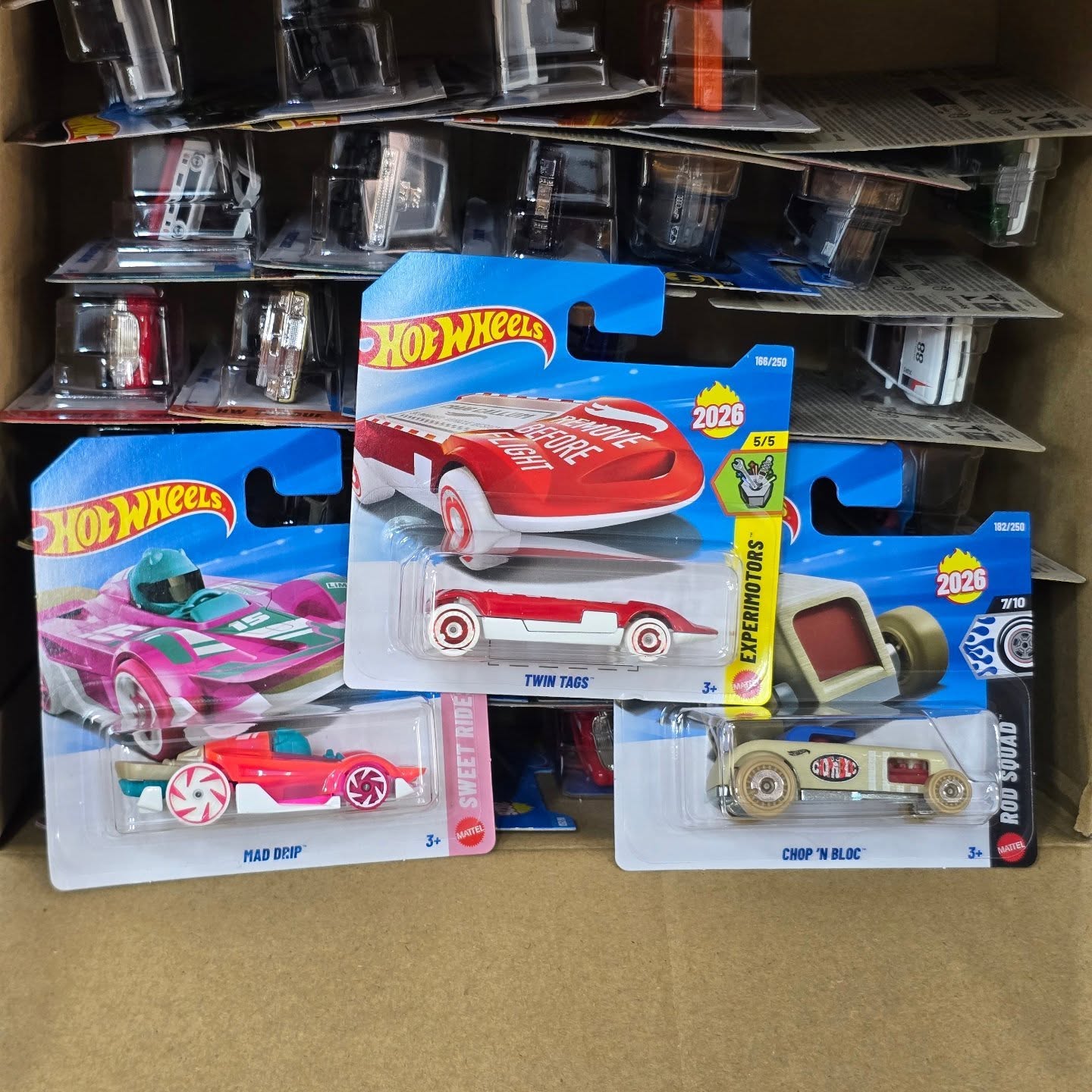 HOT WHEELS MAINLINE CASE J 2026 36pcs SHORT CARD IN SEALED BOX