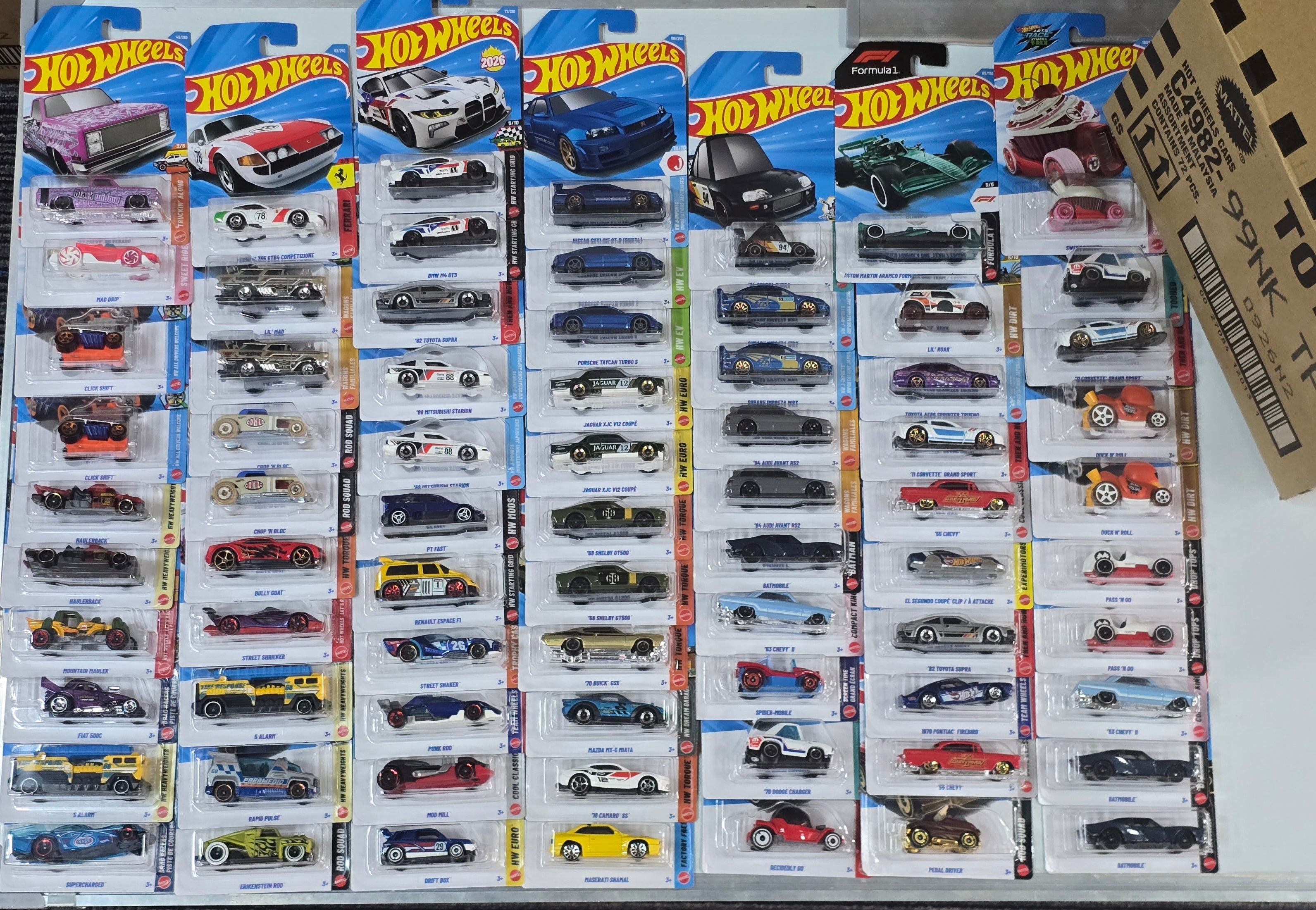 HOT WHEELS MAINLINE CASE K 2026 72pcs IN SEALED BOX