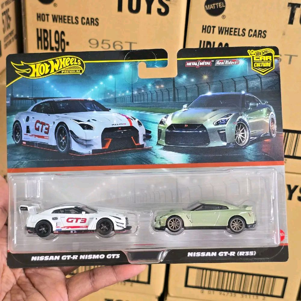HOT WHEELS PREMIUM TWIN PACK NISSAN GT-R NISMO GT3 + NISSAN GT-R R35
