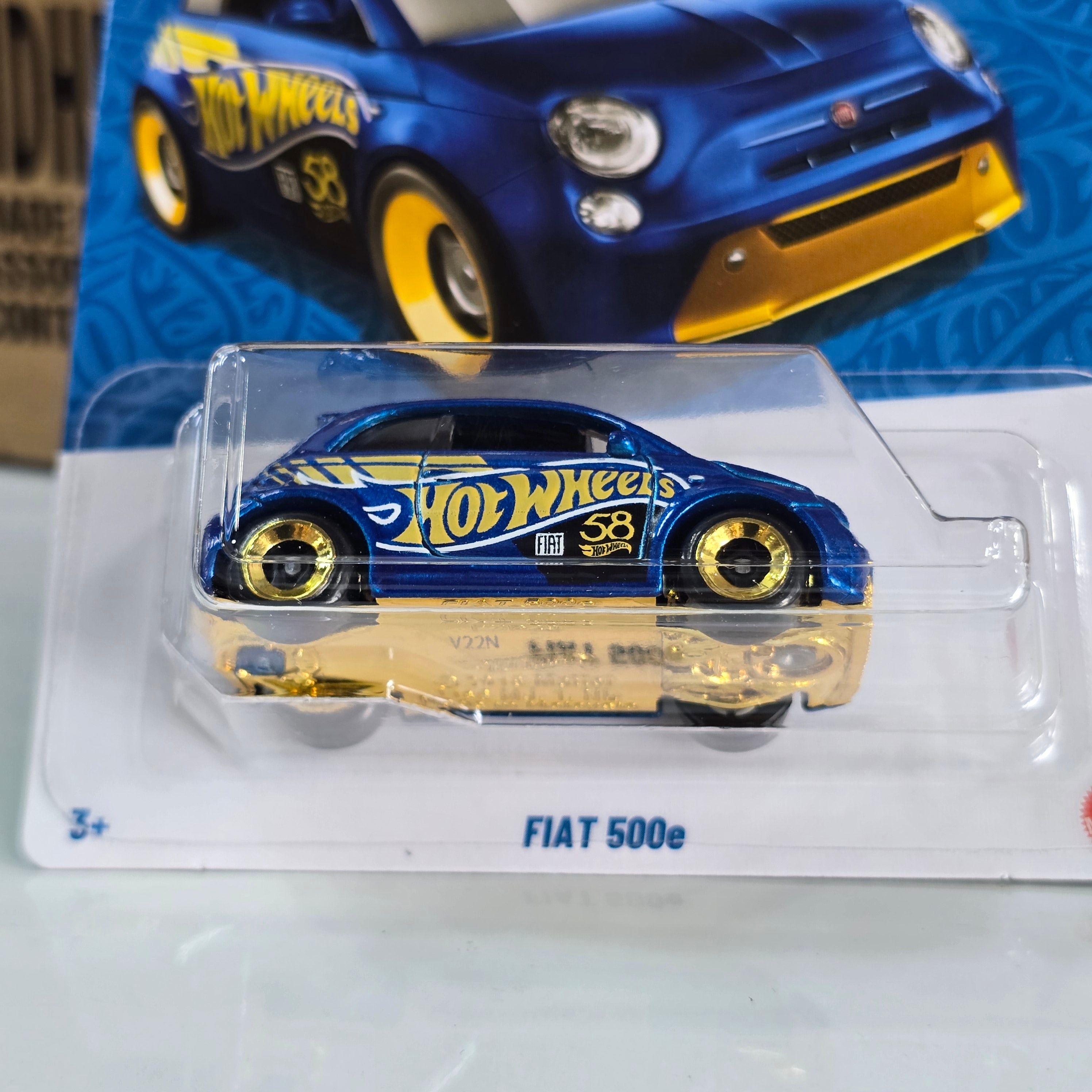 HOT WHEELS 2026 58th ANNIVERSARY BLUE AND GOLD CHROME PEARL COMPLETE SET DASH K
