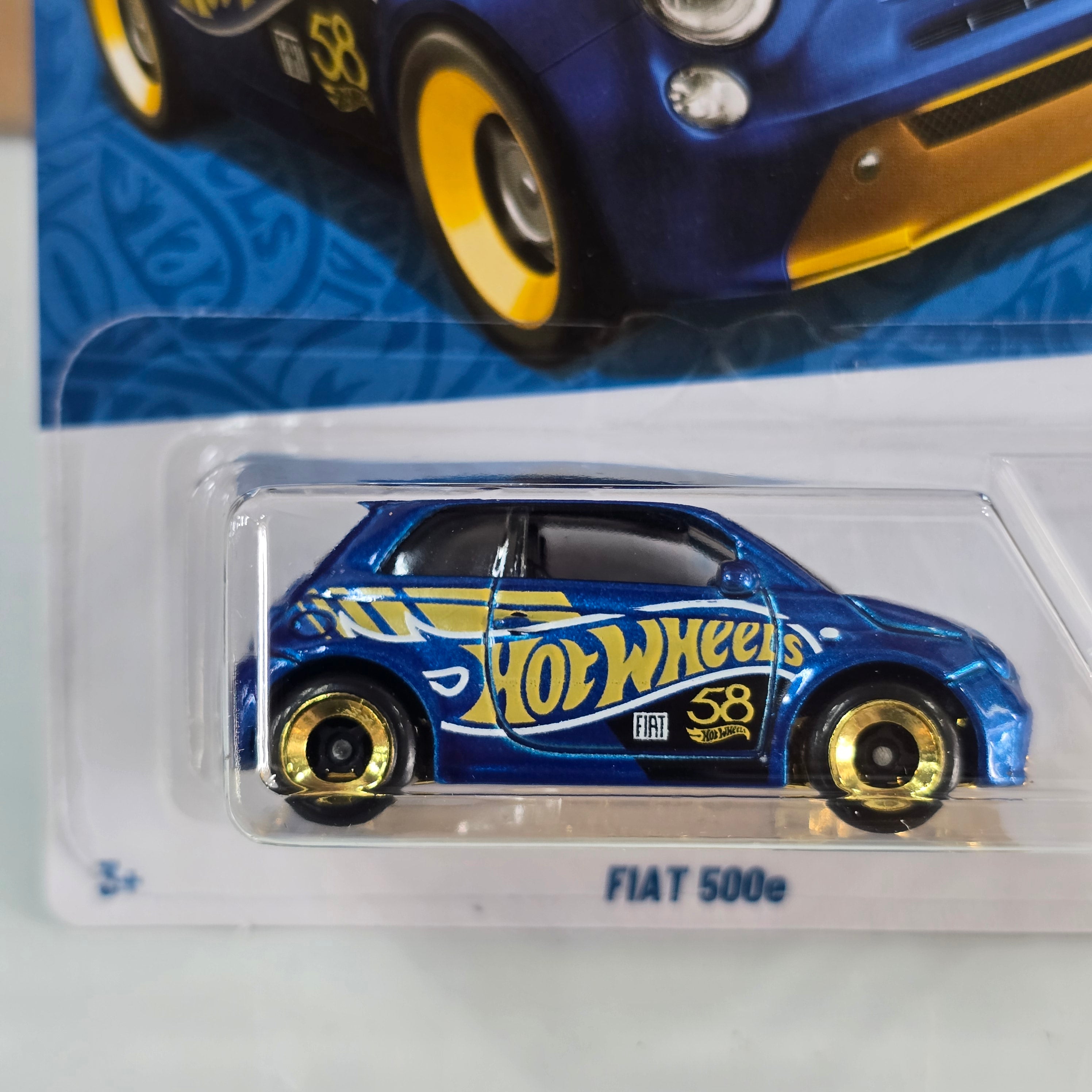 HOT WHEELS 2026 58th ANNIVERSARY BLUE AND GOLD CHROME PEARL COMPLETE SET DASH K