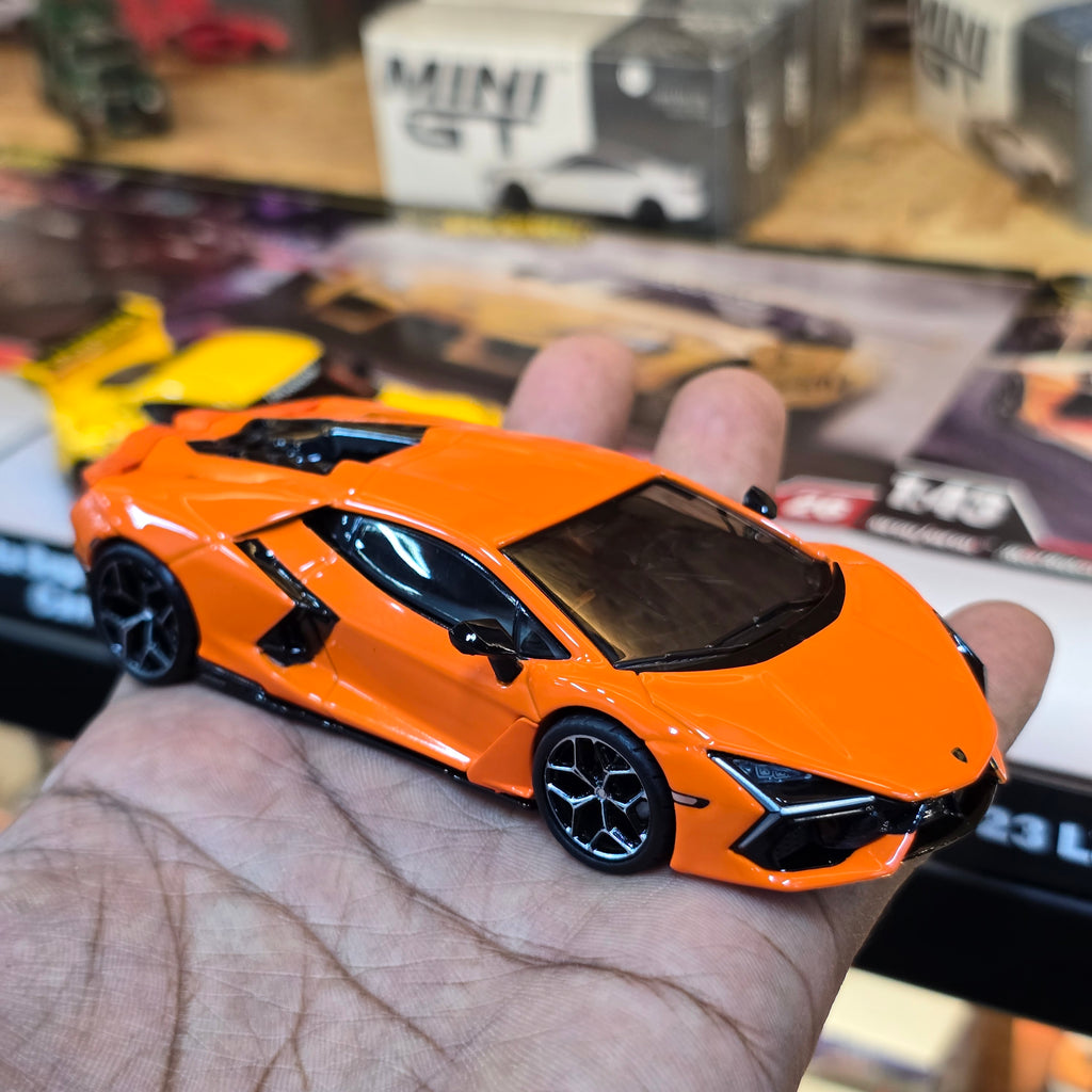 HOT WHEELS PREMIUM SCALE 1:43 2023 LAMBORGHINI REVUELTO