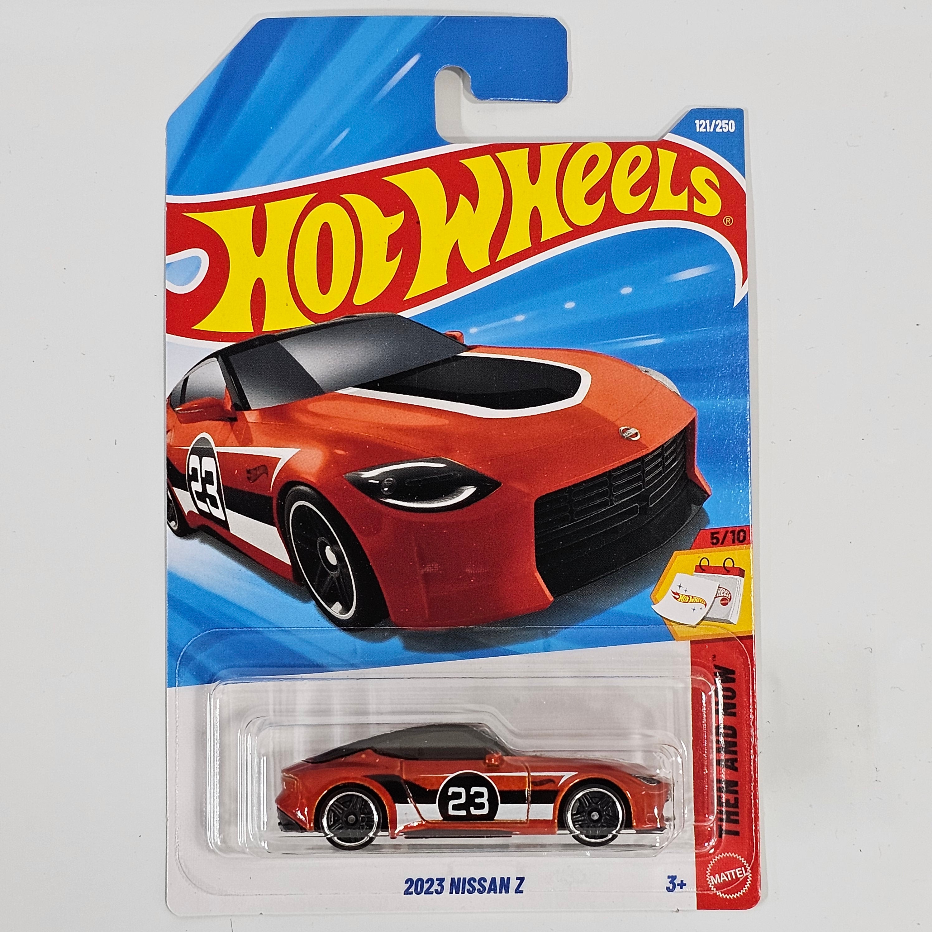 HOT WHEELS 2023 NISSAN Z CASE D 2026 MAINLINE