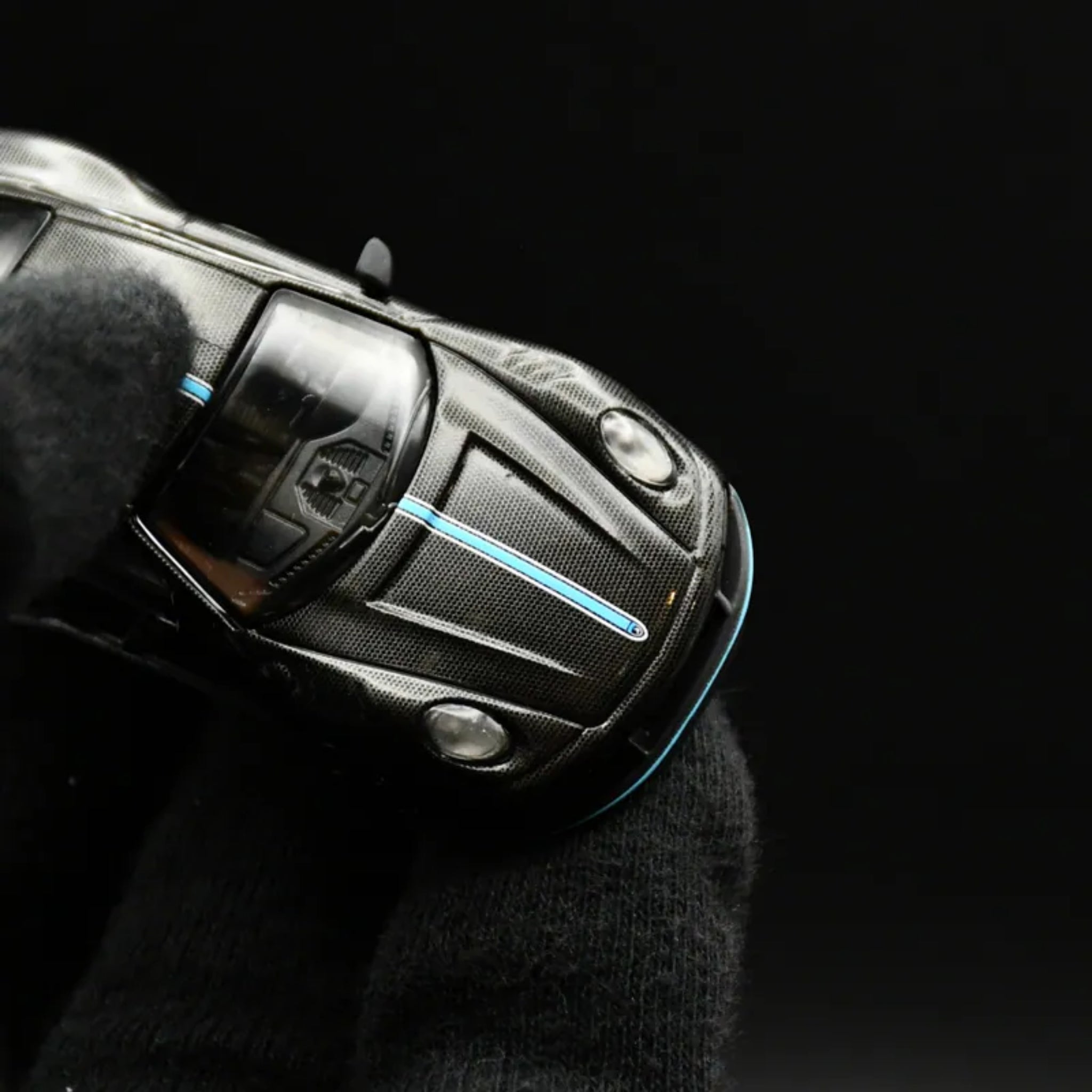 POP RACE 992 STINGER GTR CARBON EDITION BLUELINE 1/64 SEALED BOX