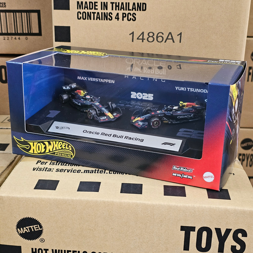 HOT WHEELS PREMIUM REDBULL F1 TEAM TWIN BOX 2025 VERSTAPPEN & TSUNODA